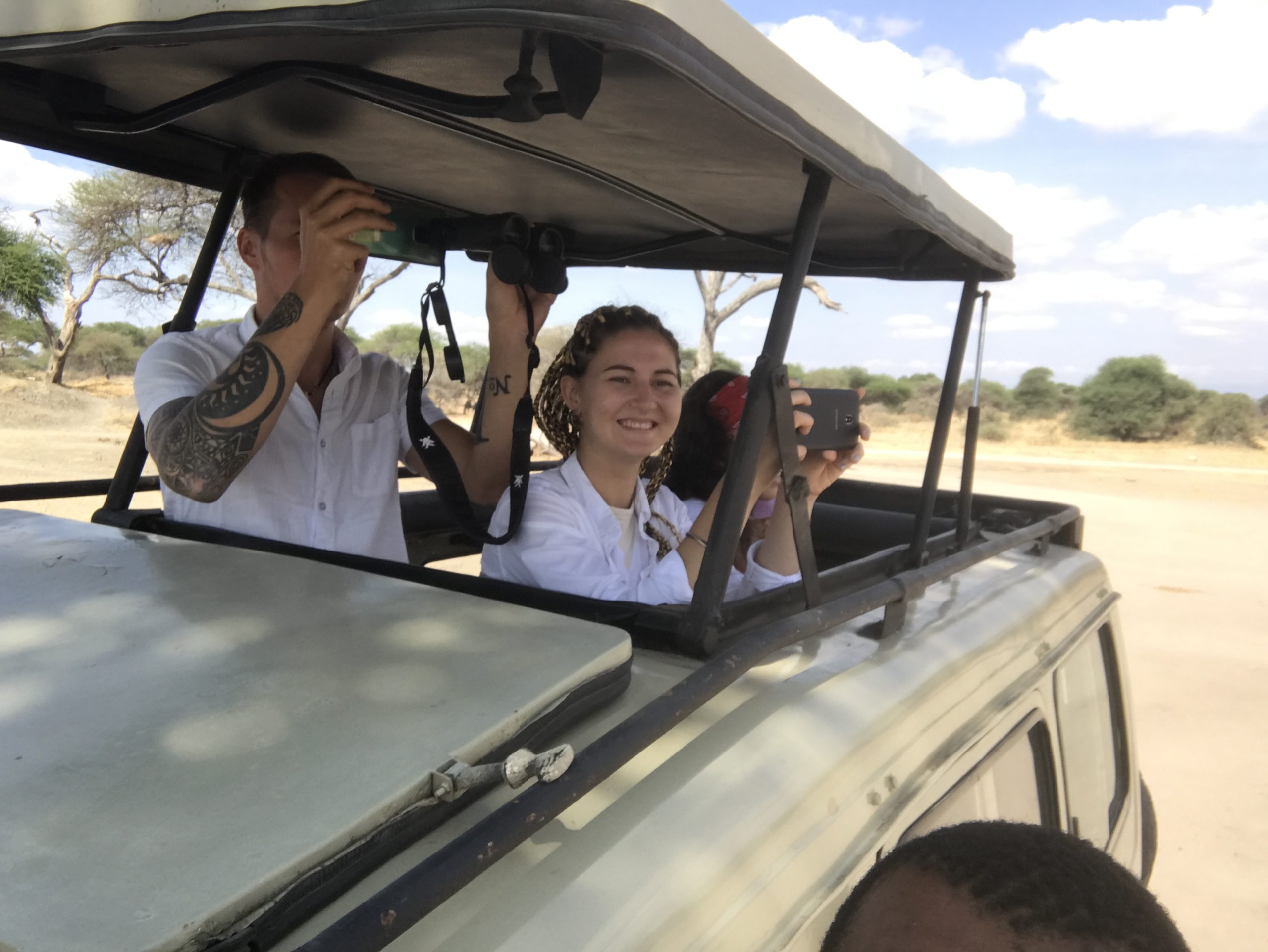 safari car